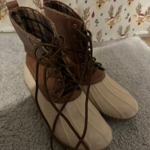 Women’s boots